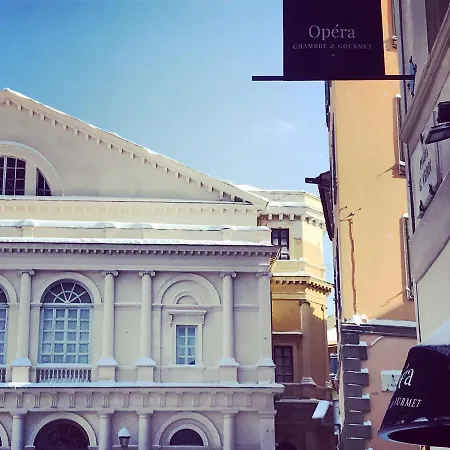 Opera & Gourmet Bed & Breakfast